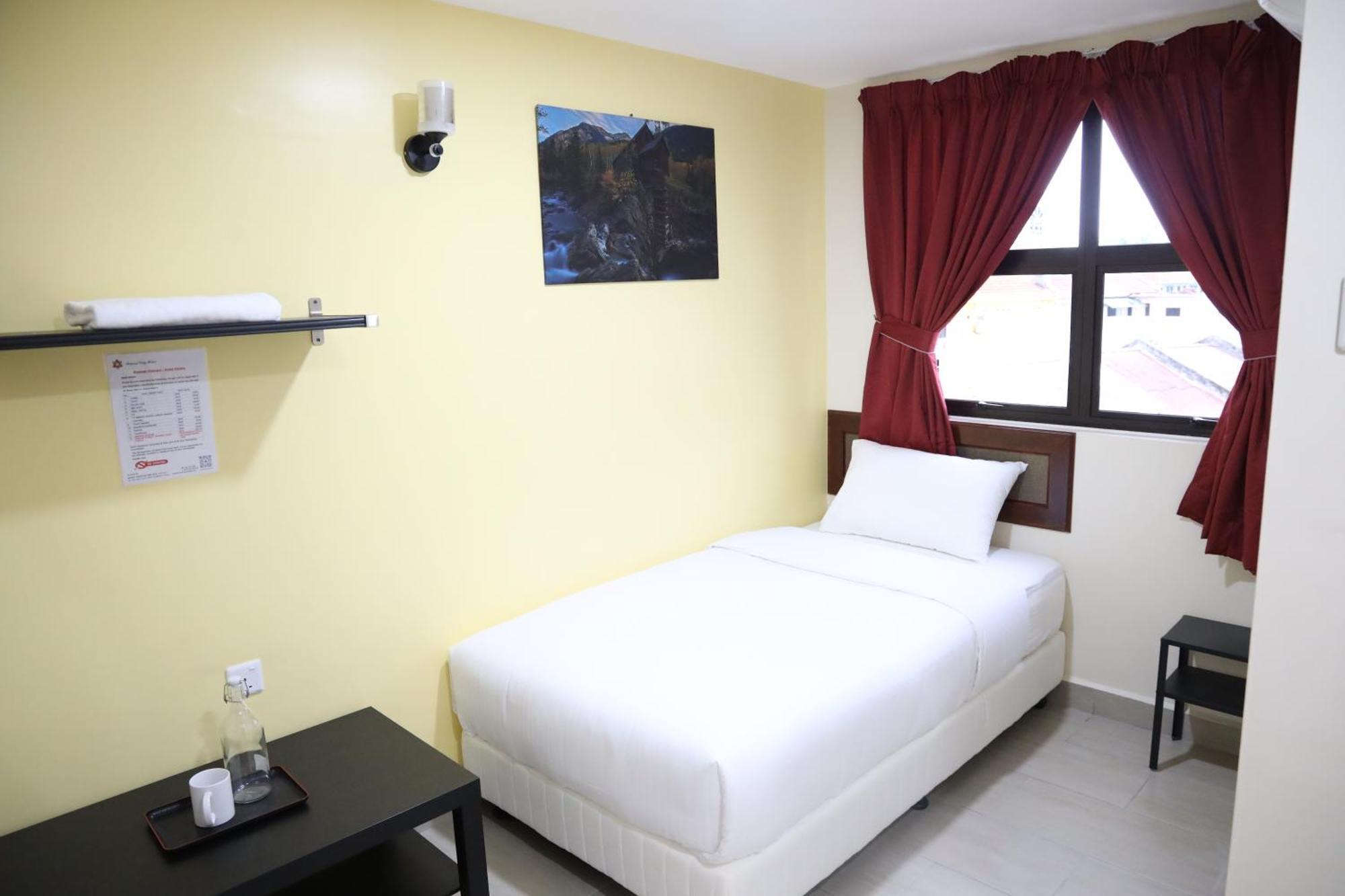 Capital O 90897 Island City Hotel George Town Kültér fotó